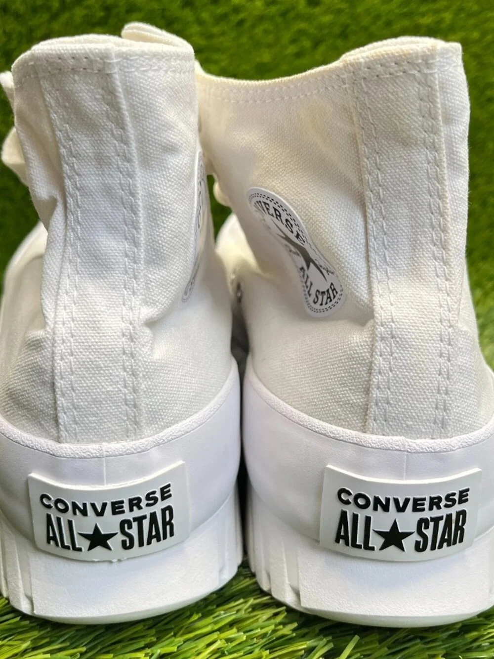 Converse Chuck Taylor All Star Lugged 2 Mens Size 8.5 Athletic Shoes Sneakers - Picture 6 of 10